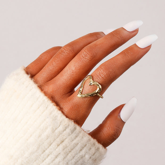 Wholesale Simple temperament, fashionable, light luxury, stainless steel open heart adjustable ring