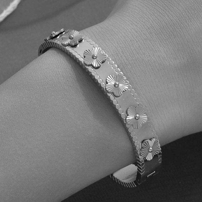 Wholesale Titanium Steel Rhinestone Clover Bangle Bracelet Set Gold And Silver Fashion Jewelry