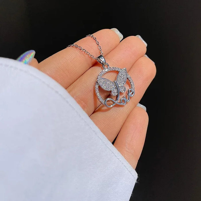 Wholesale Fashion and personalized double layered necklace with alloy butterfly thick chain pendant for accessories