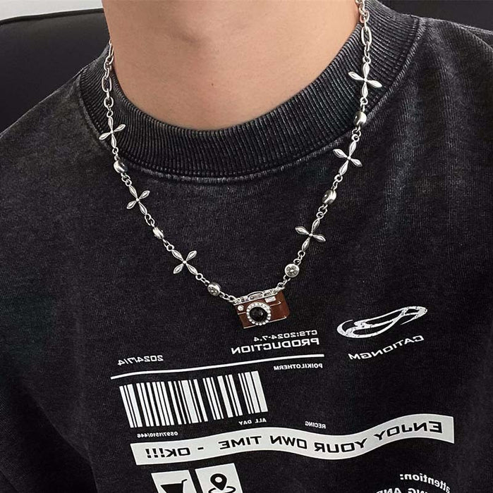 Wholesale Retro brown camera necklace with high-end design, zircon pendant, sweater chain, sweatshirt chain