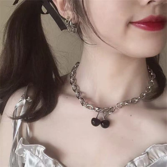 Wholesale Black Cherry Necklace Clavicle Chain Retro Elegant Clavicle Necklace