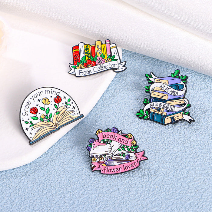 Wholesale Original cartoon book flower brooch exquisite versatile badge horse pin badge