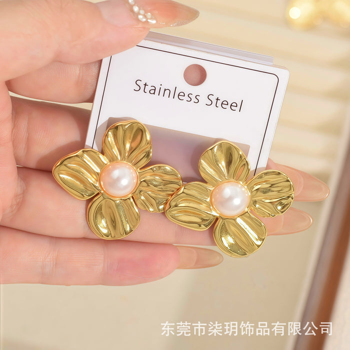 Wholesale Flower Earrings Retro-Style Pearl Earrings for Women Electroplated Stainless Steel Gold Earrings
