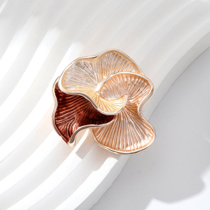 Wholesale Geometric Camellia Petal Coat Brooch