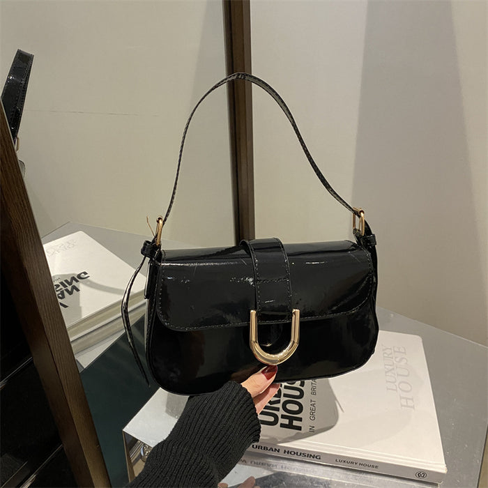 Wholesale Vintage horseshoe buckle fashionable handbag, single shoulder crossbody bag