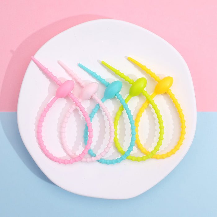 Wholesale Colorful silicone tie handmade accessories reusable keychain ring chain rope bag hanging accessories