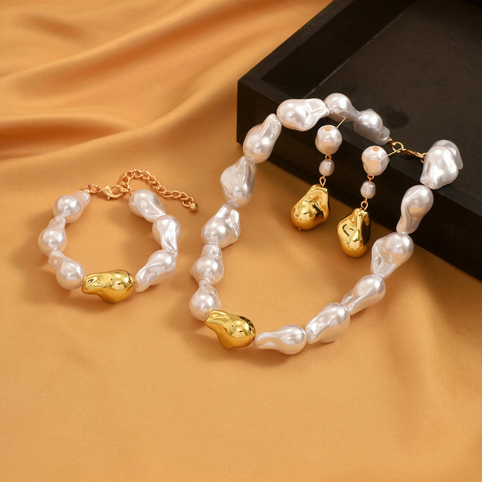 Wholesale  Jewelry French Style Imitation Pearl Baroque Necklace