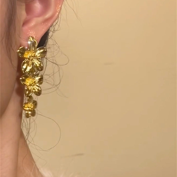 Wholesale  Golden Metal  Tassel Earrings Women's  Earrings