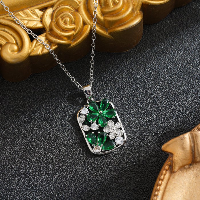 Wholesale Flower Luxury Elegant Clavicle Necklaces