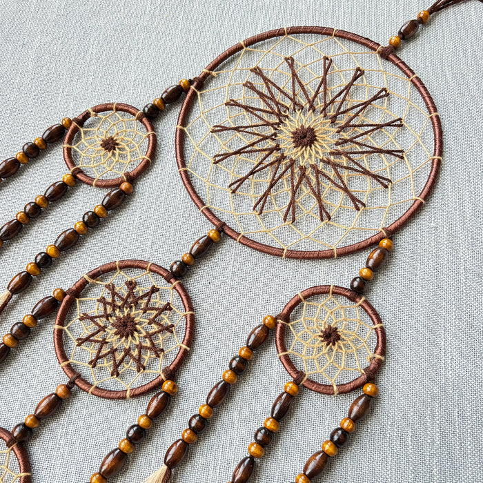 Wholesale Hand Knitted Pampas Grass Dreamcatcher Wall Hanging with Preserved Flowers MOQ≥2
