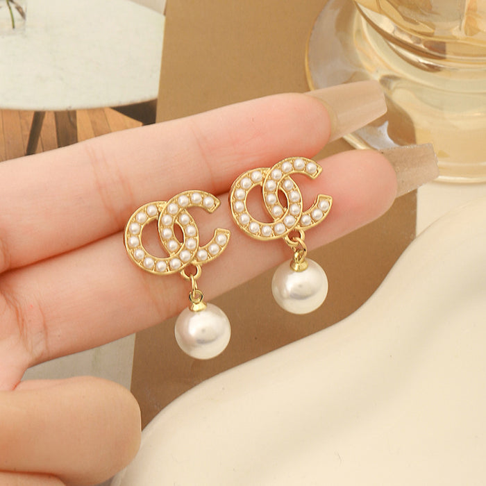 Wholesale Pearl earrings, niche design, geometric temperament, minimalist earrings