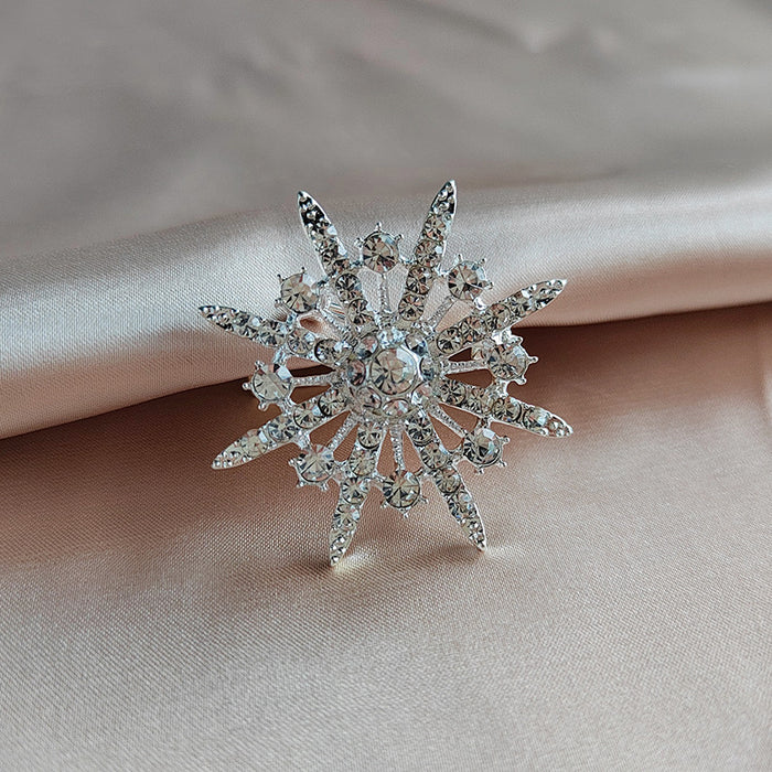 Wholesale snowflake corsage temperament  star ladies brooch accessories