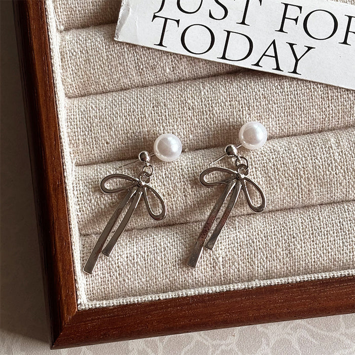 Wholesale  bowknot Gray Pearl long earrings  women one two-piece earrings without piercing  ear clip