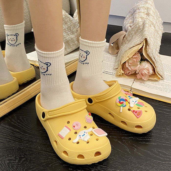 Wholesale cartoon hole shoes for women thick soled toe, anti slip beach slippers, garden shoes