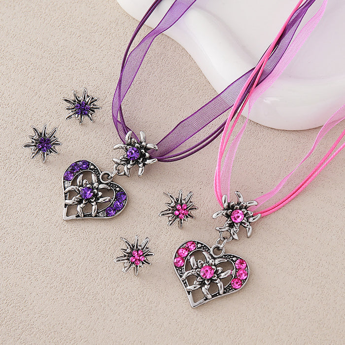 Wholesale Vintage and high-end necklace set with diamond studded heart pendant accessories