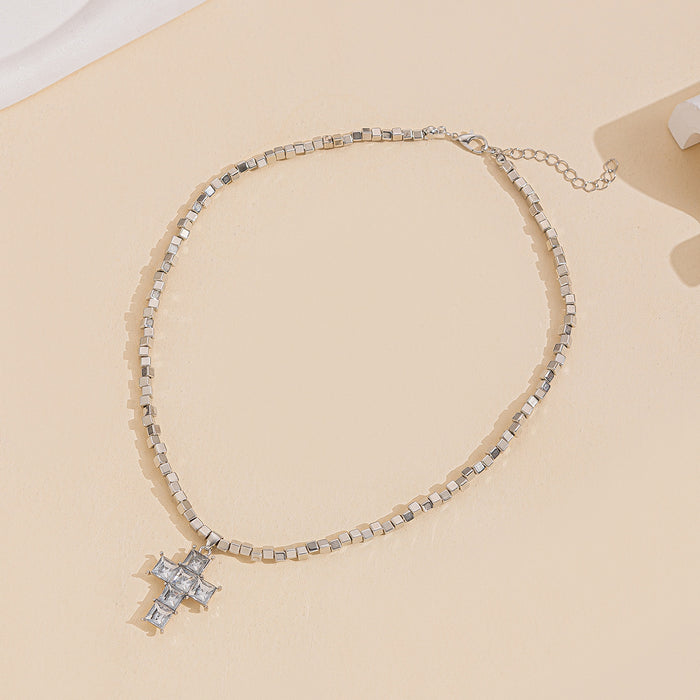 Wholesale Square bead cross necklace, niche and high-end, diamond studded collarbone chain, fashionable and versatile, sweet and cool accessory