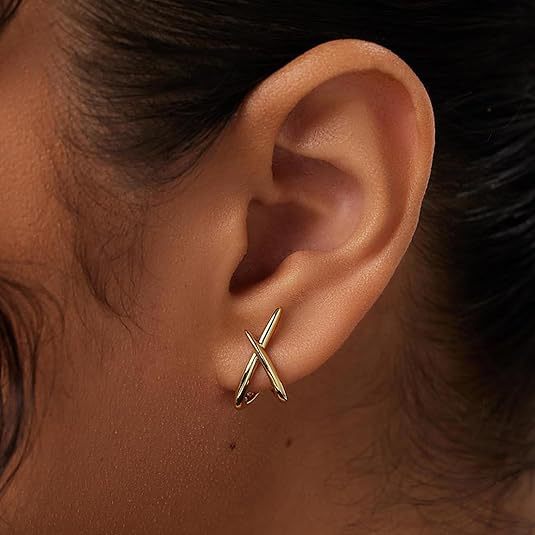 Wholesale Single item gold minimalist earrings, cross fashion earrings, daily accessories