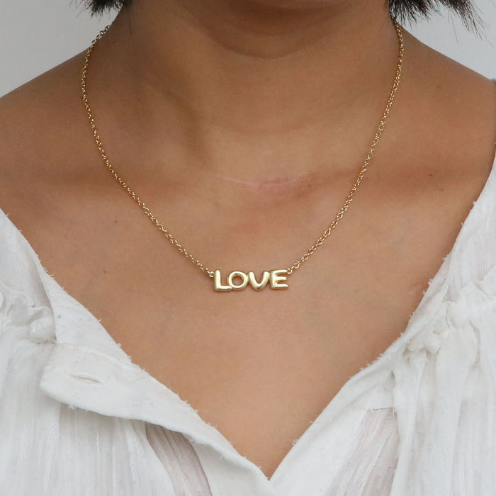 Wholesale 2PCS Gold Copper Glossy Bubble Sense LOVE MAMA XOXO Pendant Necklace JDC-NE-BaiYi016