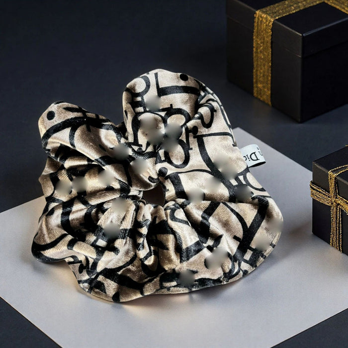 Wholesale Velvet Letter Scrunchie Chic Hair Accessory For Everyday Styling And Boutique Resale