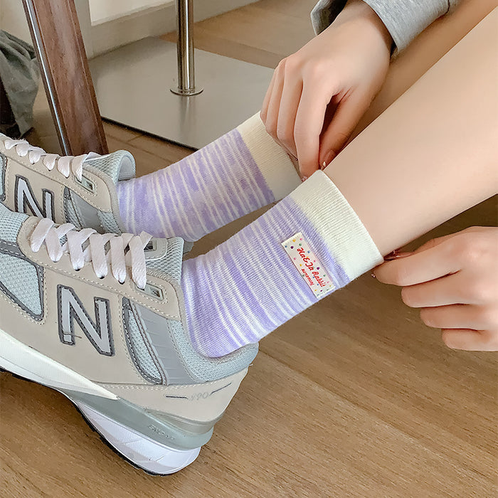 Wholesale Socks with striped fabric label, mid tube socks, versatile cotton socks for wearing outside