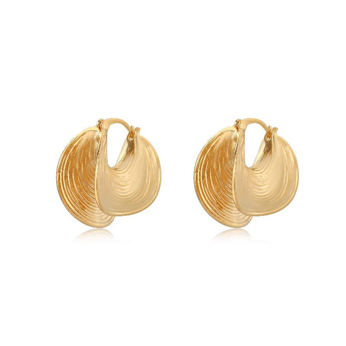 Wholesale Retro unique metal circle earrings, high-end light luxury niche design, high-end sense, temperament, ear buckle earrings