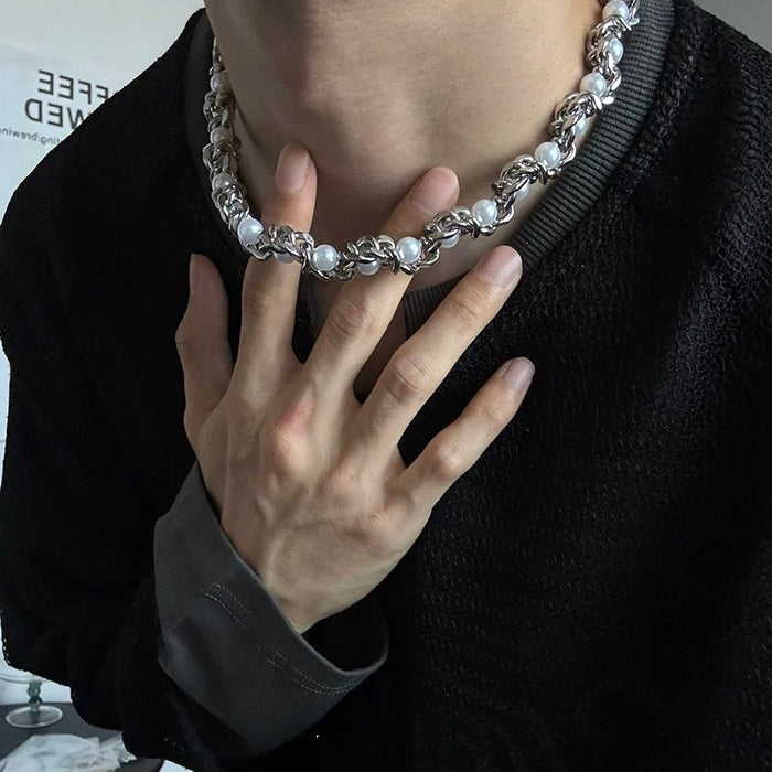Wholesale Pearl collarbone chain, niche design, high-end titanium steel necklace, neck chain, neck