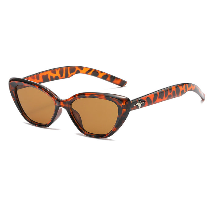 Wholesale Cat-eye small face sunglasses for women black small frame sunglasses sun protection style photo shoot