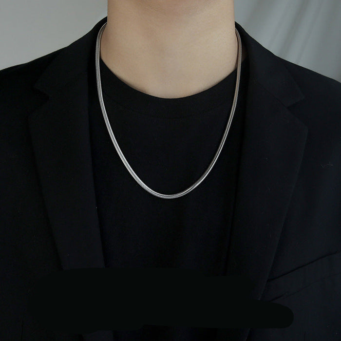 Wholesale Accessories: Snake bone chain necklace, niche trendy brand, thin men's unisex, versatile titanium steel neck, men's collarbone, sweater chain