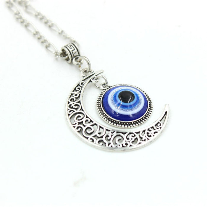 Wholesale Blue Eye Necklace Alloy Moon Necklace Pendant Jewelry Lucky Fashion