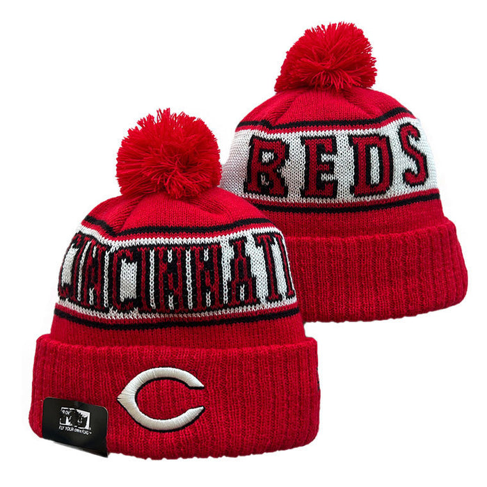 Wholesale Winter football warm knitted fashionhat
