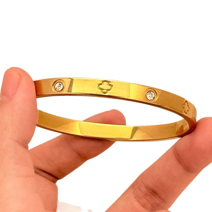Wholesale Titanium Steel 18K Gold Plated Four Leaf Clover Bangle Set Row Set Sparkle Design Trendy Fashion Jewelry Accessory