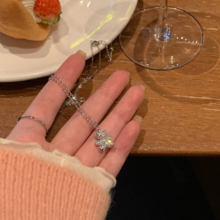 Wholesale New Little Bear Necklace with Light Luxury and Niche Design, Neck Chain Accessory Pendant