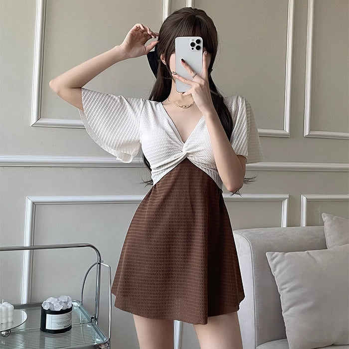 Wholesale New one-piece swimsuit for hot spring vacation