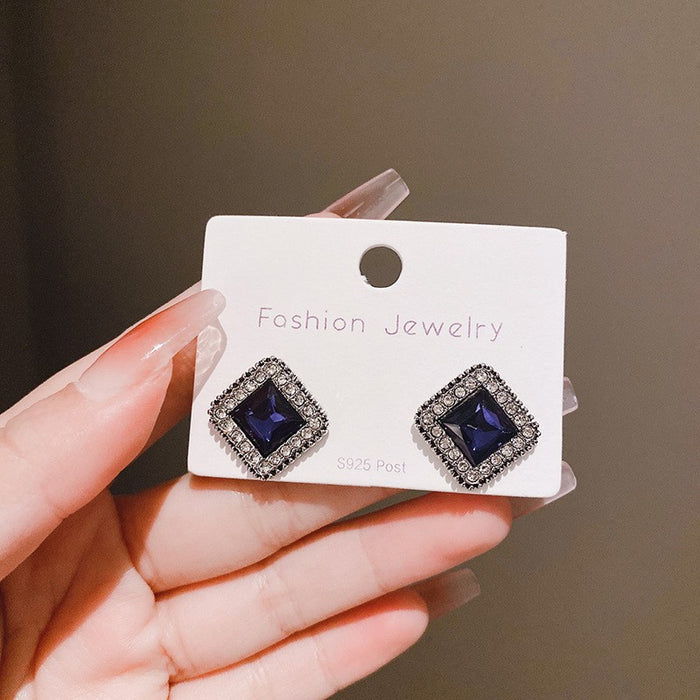 Wholesale Silver Needle Fashion Blue Crystal Square Simple temperament Personality Diamond Square Earnail Wholesale