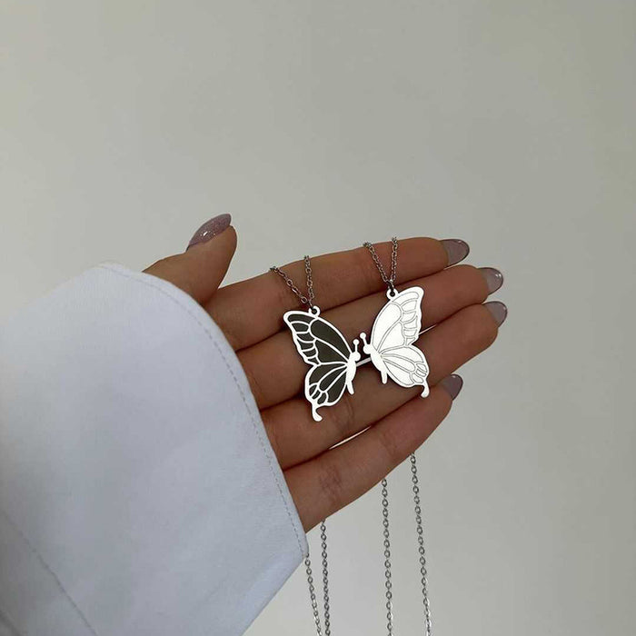 Wholesale Exaggerated jewelry, personalized butterfly pendant, fashionable and versatile alloy, couple layered necklace