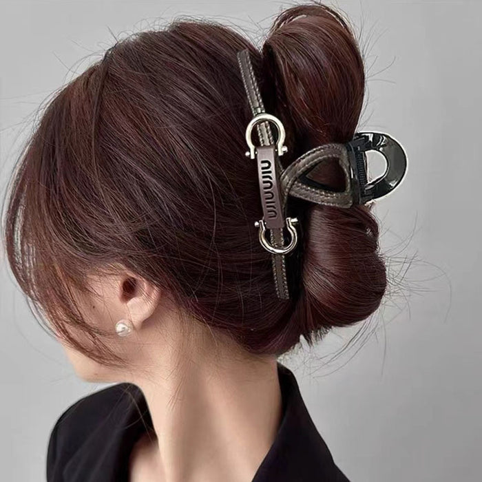 Wholesale Temperament leather high-end grip clip large shark clip new hair clip light luxury fashion back of the head plate hair clip