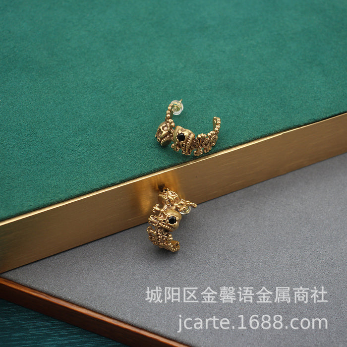 Wholesale   Earrings C- shaped Skull Earrings Copper Set Zircon Earrings