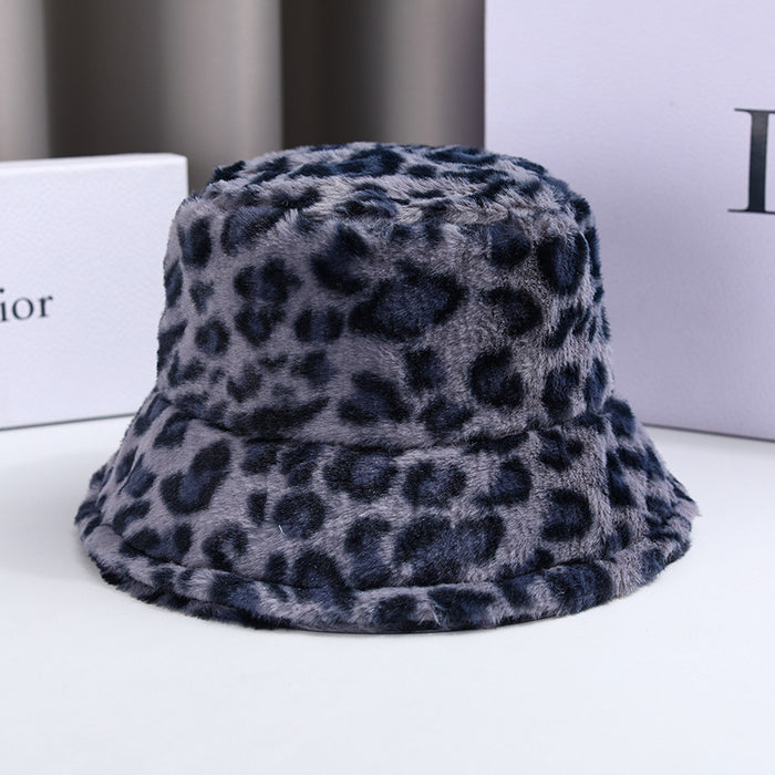Wholesale Women' s winter face-enhancing leopard print bucket hat women' s versatile warm basin hat plush bucket hat