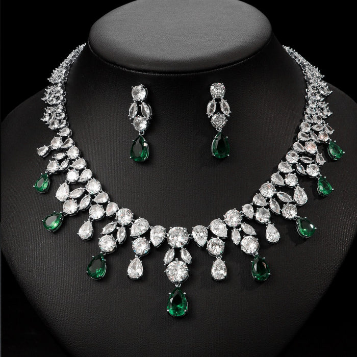 Wholesale Zircon Necklace Earrings Set Bride Wedding Dress Dinner Jewelry Water Drop Full of Diamonds