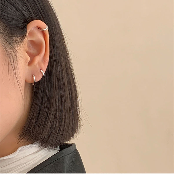 Wholesale Sterling silver glossy earrings, elegant earrings, simple earrings