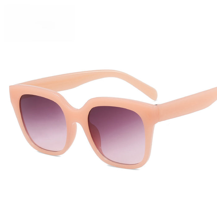 Wholesale New fashionable square frame sunglasses with simple sun protection