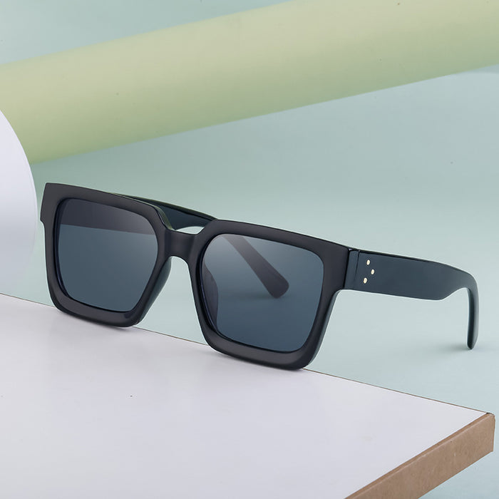 Wholesale box sunglasses women's high sense simple small frame sunglasses men's glasses