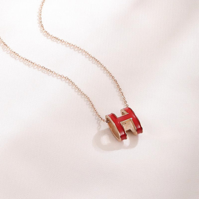 Wholesale H letter necklace pendant titanium steel jewelry collarbone chain versatile accessory