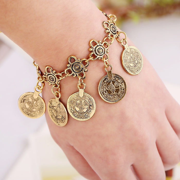 Wholesale Vintage necklaces, coins, collarbone chains, jewelry, film and television accessories