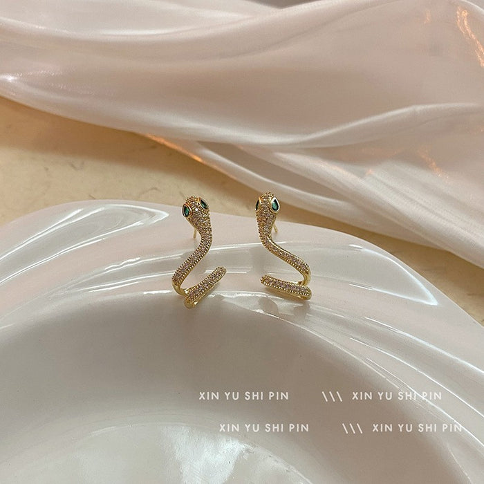 Wholesale Butterfly ear clip without ear hole, niche earring