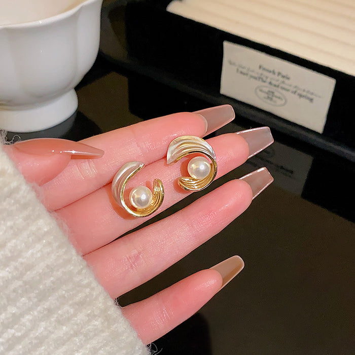 Wholesale Pearl and Cat' s Eye Stud Earrings