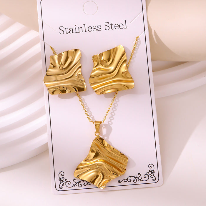 Wholesale RetroEarrings Necklace Stainless Steel Gold-Plated Jewelry