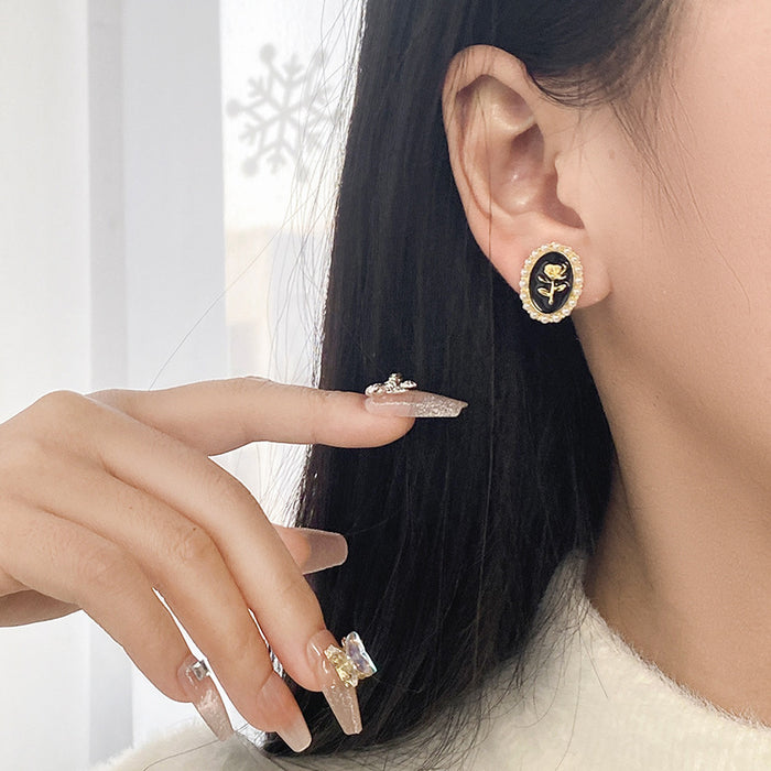 Wholesale  ear studs oil dripping Hong Kong style flower  pearl ear Jewelry earrings