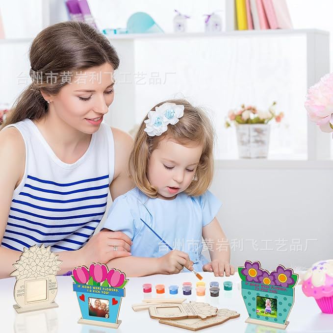 Wholesale Creative wooden ornaments, DIY wooden crafts, white clay graffiti picture frames