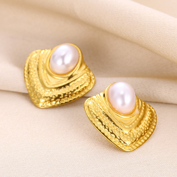 Wholesale Retro French High-end Pearl 18K Gold Earrings